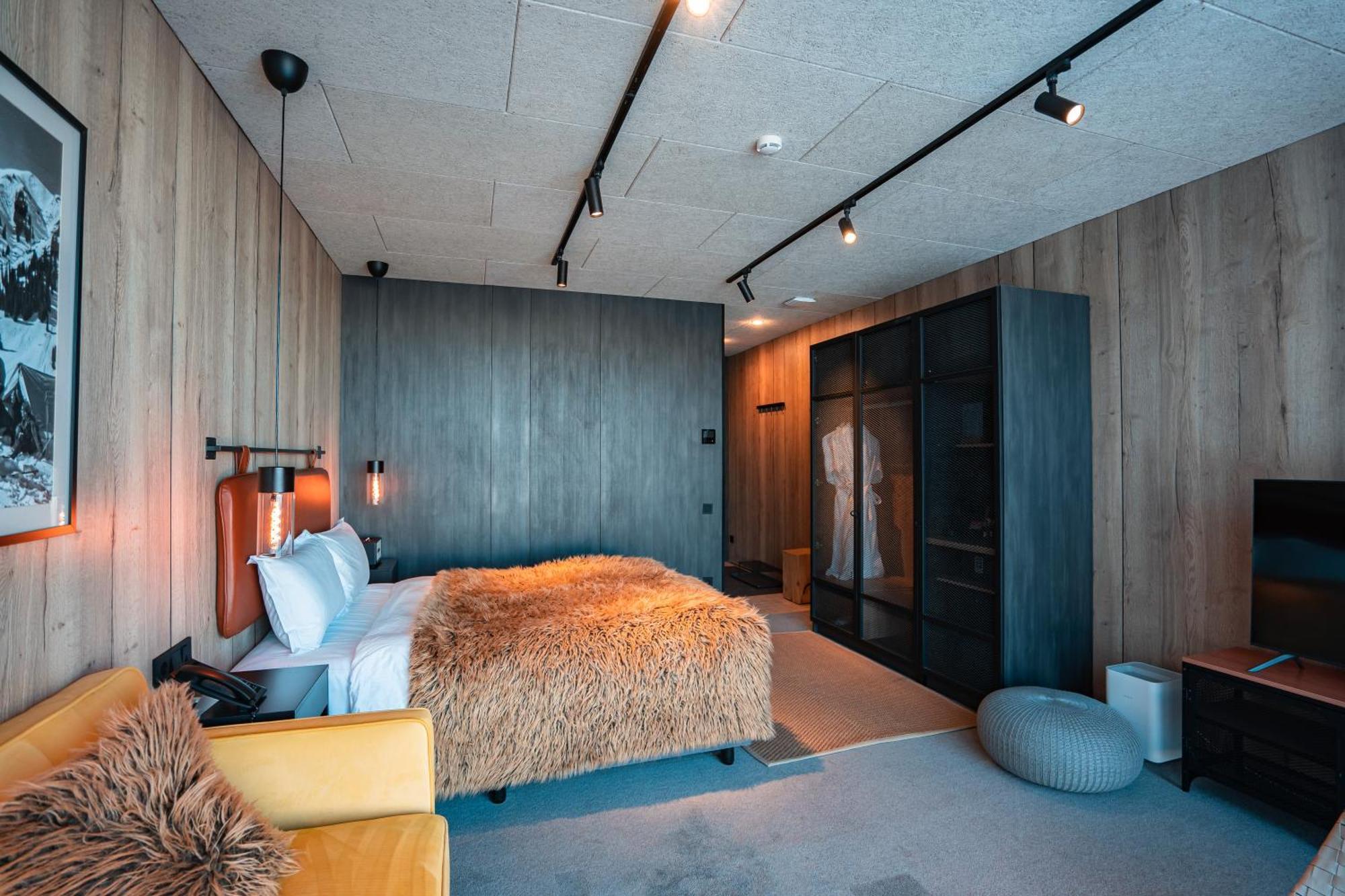 Tenir Eco Hotel, Shymbulak Mountain Resort Almaty Exterior photo